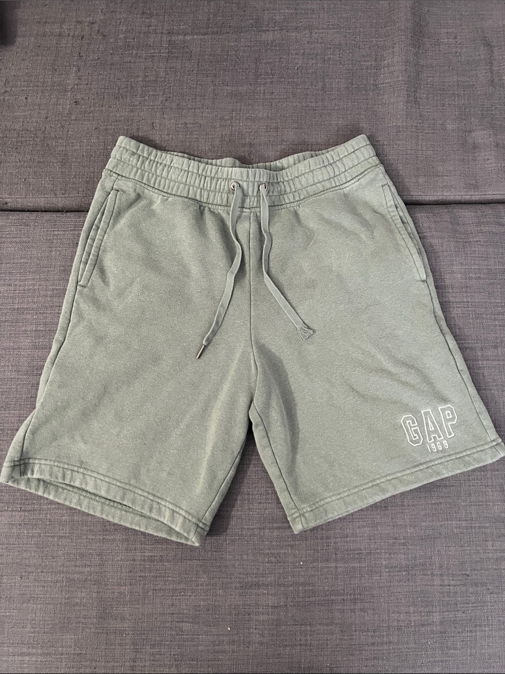 GAP Men's Sage Drawstring Cotton Shorts